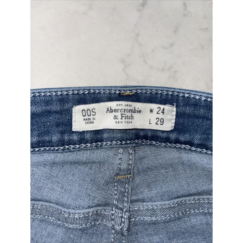 Abercrombie & Fitch Womens OOS Super Skinny Ankle High Rise‎ Jeans Distressed 24